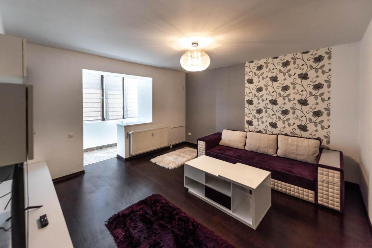 La Nueve Suite Brasov Ngoại thất bức ảnh
